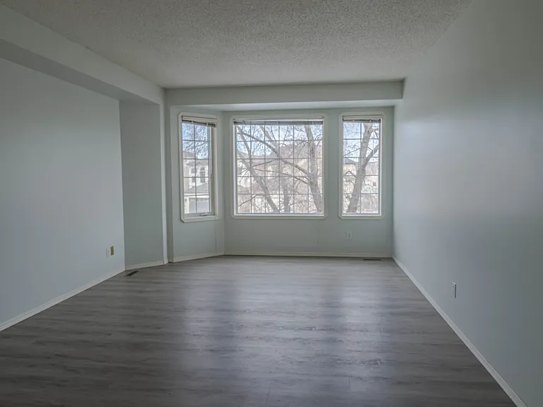 132 Invermere St #132 — Photo 12