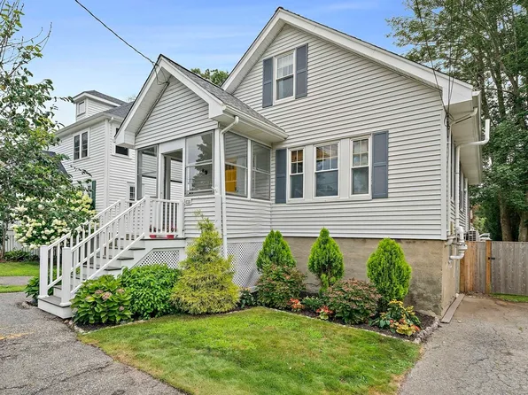 18 Thurlow St, West Roxbury, MA 02132
