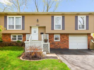 2223 Evergreen Ln, Woodridge, IL