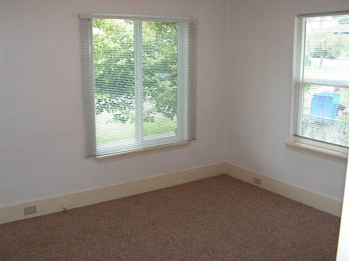 2nd image of 702 Columbia St