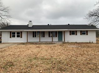 1911 Fisher Rd, Muldrow, OK 74948