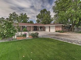 8116 Sunset Ln, Pasco, WA 99301