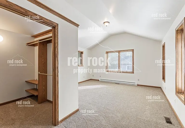 402 E Baldwin Ave — Photo 12
