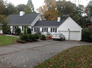 631 Maple Ave, Reidsville, NC 27320