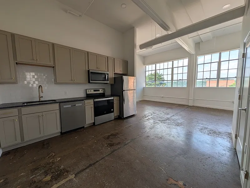 2 bed, 2.0 bath, 1041 sqft, $1,495 — Photo 3