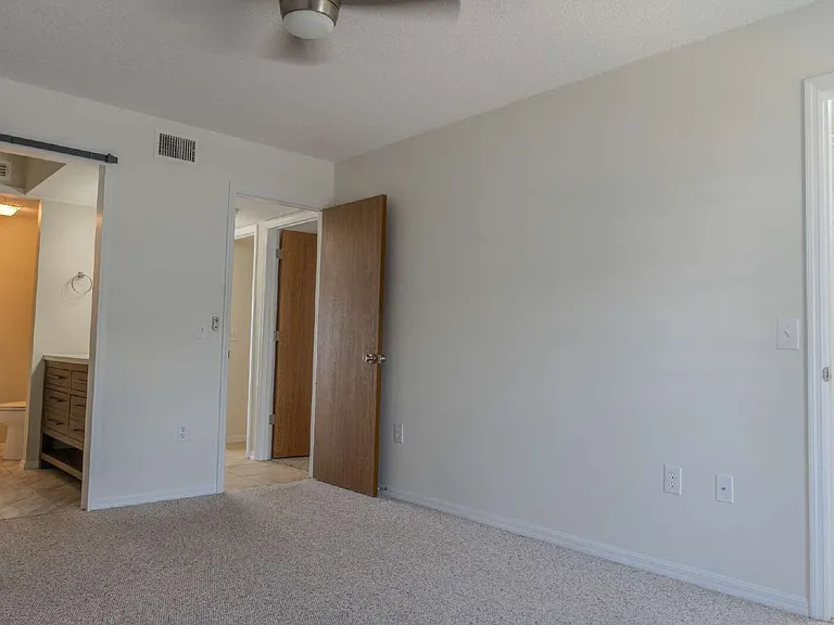 7020 N Highway 1 #102 — Photo 21