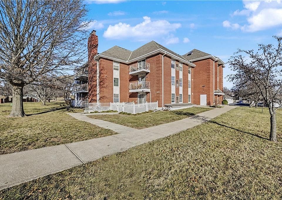 1st image of 8001 Westridge # 102 Rd