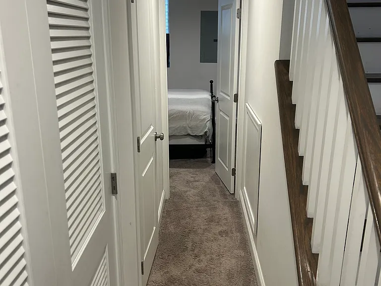113 S Robinson St — Photo 14