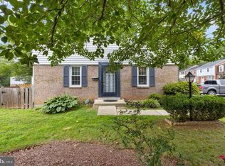1 Blue Ribbon Ct #6, Gaithersburg, MD 20878