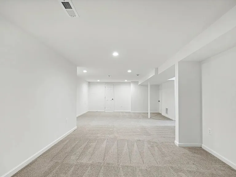 5522 Lanham Way — Photo 45