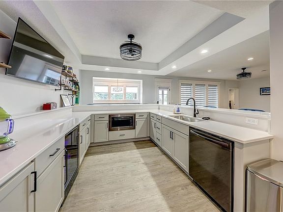 5th image of 16512 Cody St