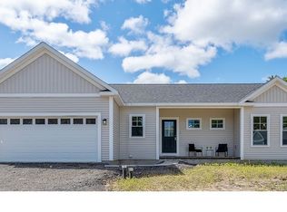 8937 Tulip Tree Path, Lysander, NY 13027