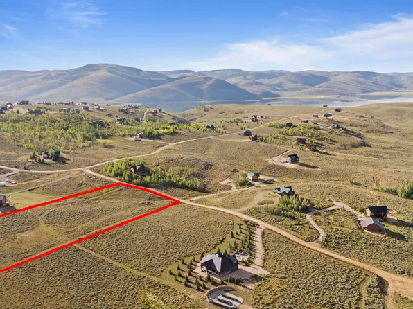 61 Skyline Dr, Helper, UT 84526