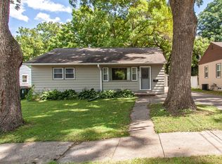 656 S Lucas St, Iowa City, IA 52240