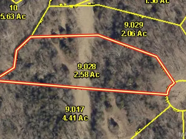 8 Forestdale Ln, Warrenton, MO 63383