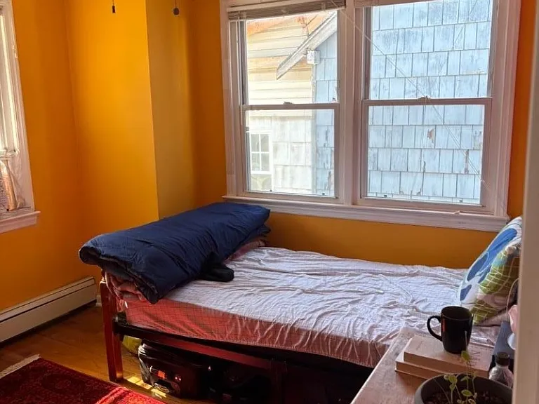 34 Cedar Ave — Photo 3