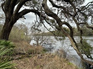 15150 Riverside Dr, O'Brien, FL 32071