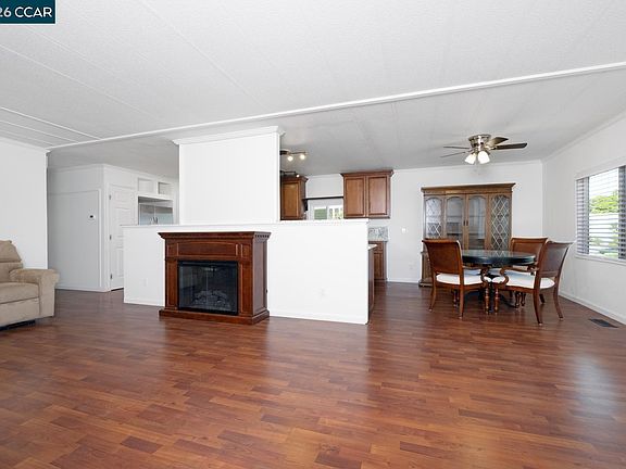 4th image of 2159 Dalis Dr #106