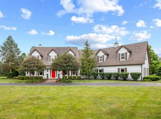 10594 Geist Rd, Fishers, IN 46037