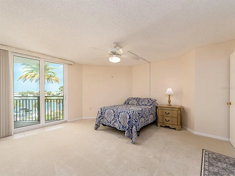 690 Island Way #404 — Photo 17