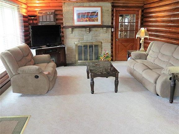 2nd image of 4036 Bruce Dr SE