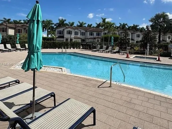 11428 SW 252nd St, Homestead, FL 33032