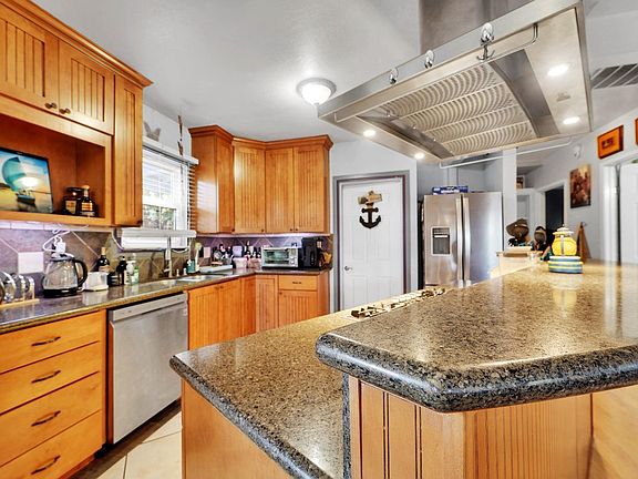 3rd image of 1191 Benicia Road
