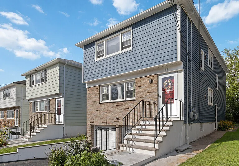 38 Brighton Ter — Photo 2