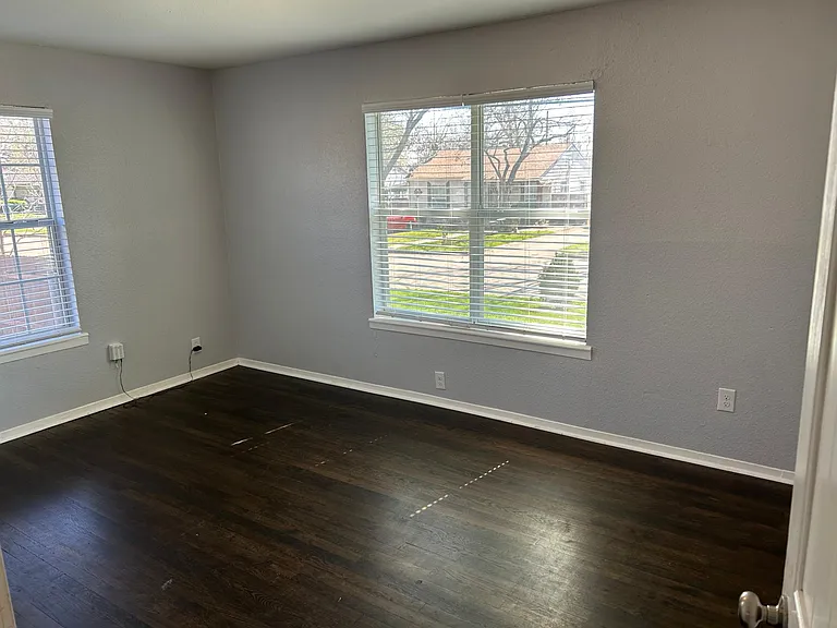 3932 Alamo Ave — Photo 7