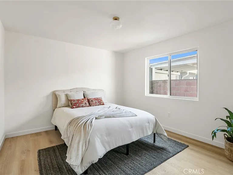 1614 W 214th St — Photo 18