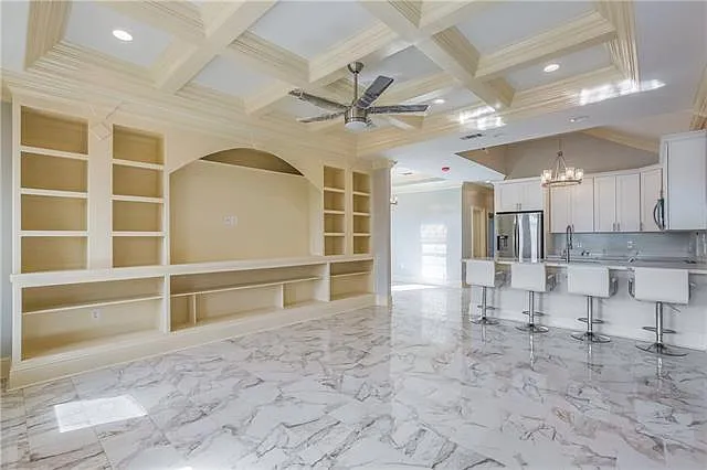 3 bed, 2.0 bath, 1484 sqft, $2,350 — Photo 3