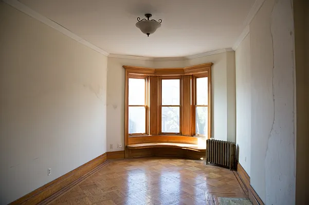 Rented by MNS | media 11