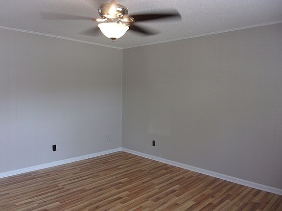 3rd image of 1823 India Hook Rd #1823