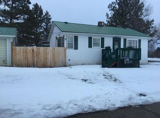 288 3rd Ave SE, Beach, ND 58621