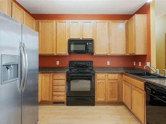 4th image of 18313 Key West Ct Unit 316C