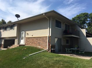 1187 Timbershore Ln, Eagan, MN 55123