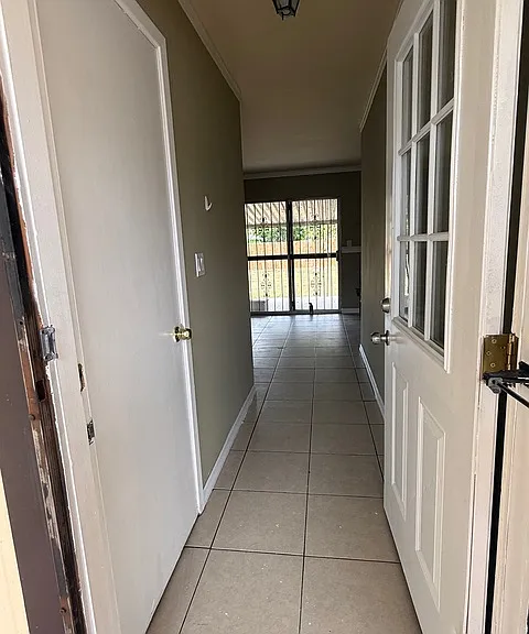 4839 Castle Strm — Photo 4