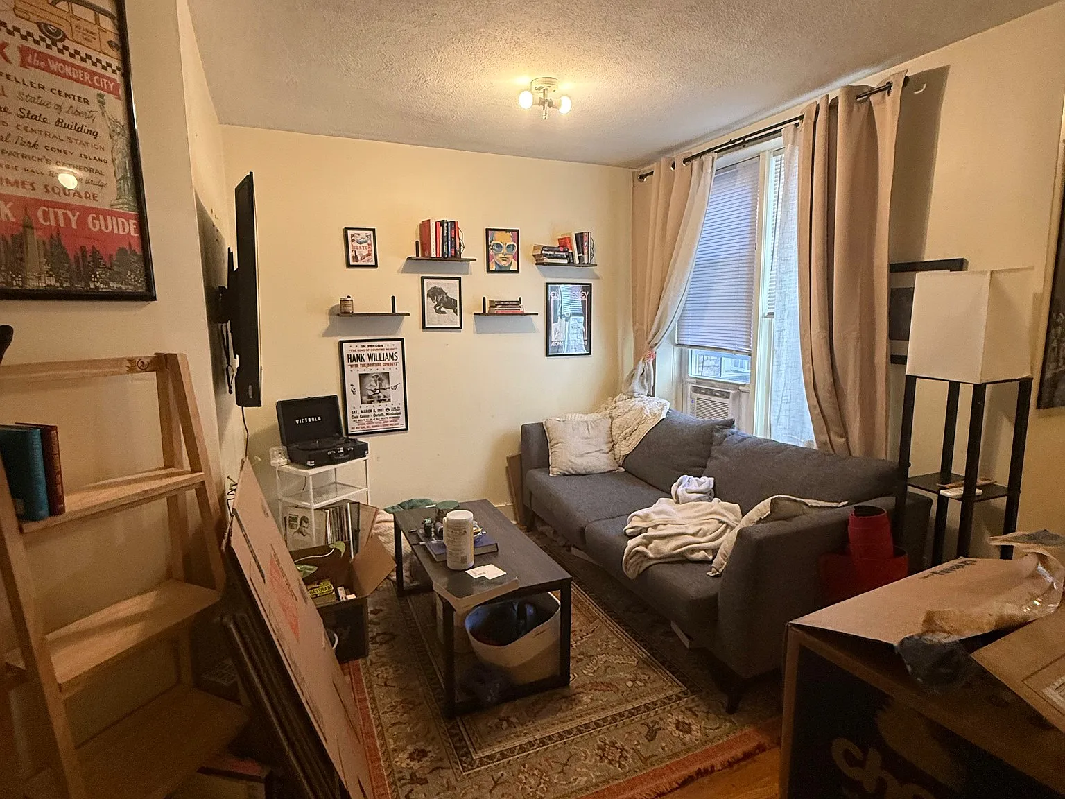 1 bed, 1.0 bath, $2,850 — Photo 3