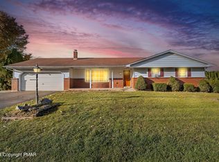 5420 N Halbea St, Bethlehem, PA 18017