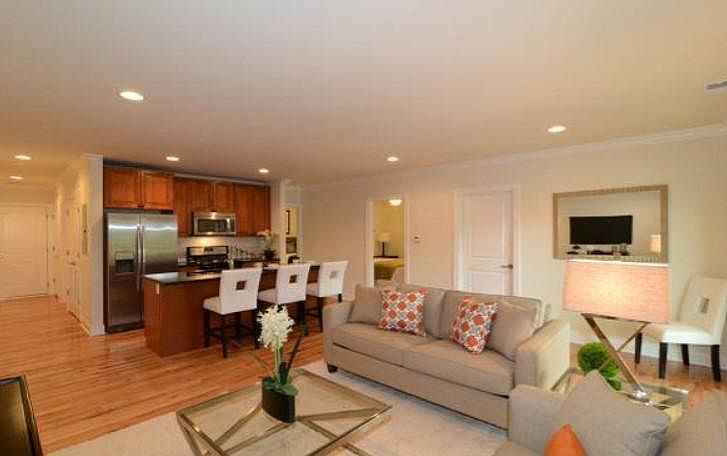 1st image of 4518 N Beacon St #3