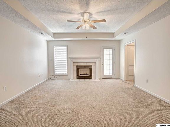 5th image of 215 Cedar Creek Cir