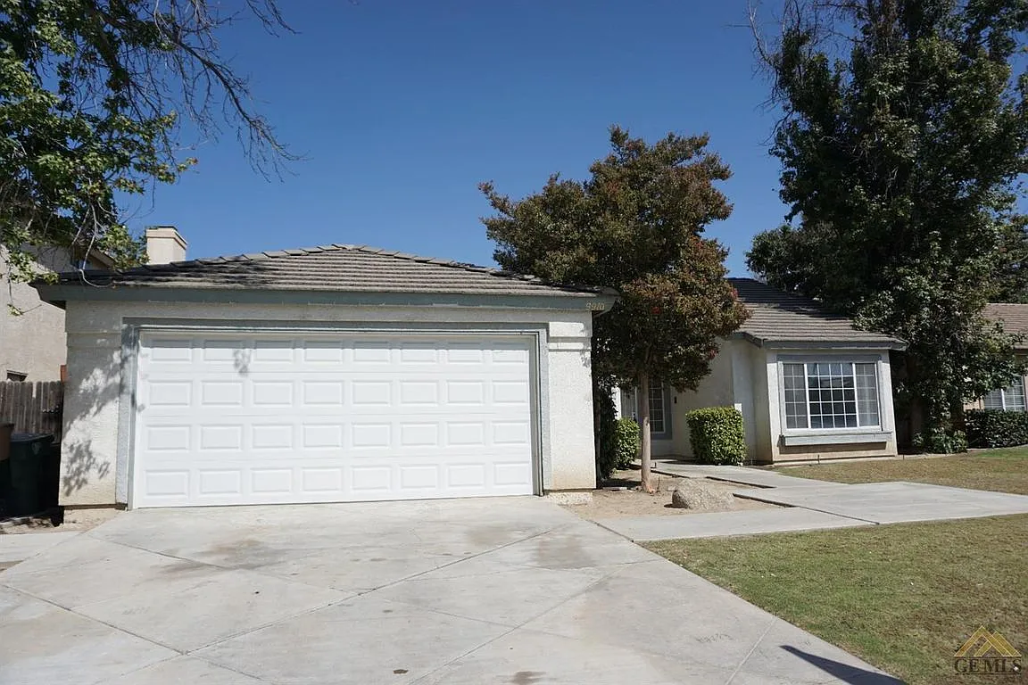 9910 Rancho Verde Dr photo 1
