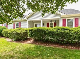 2108 Acorn Ridge Rd, Greensboro, NC 27407