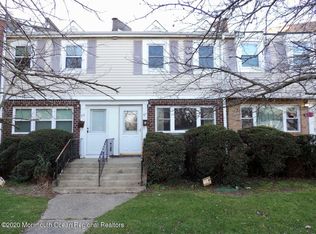 97 Primrose Ln, Brick, NJ 08724