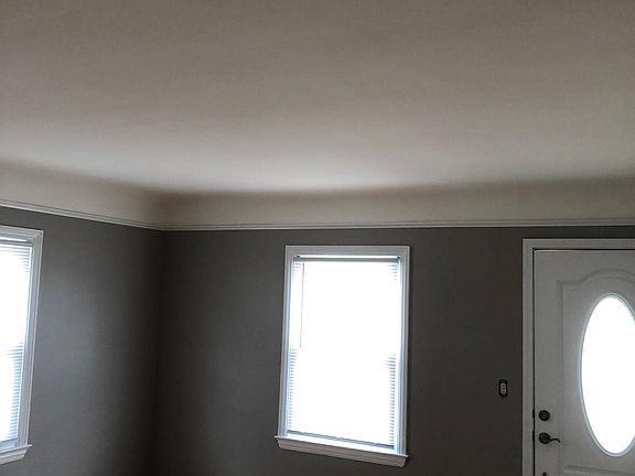 2nd image of 14987 University St