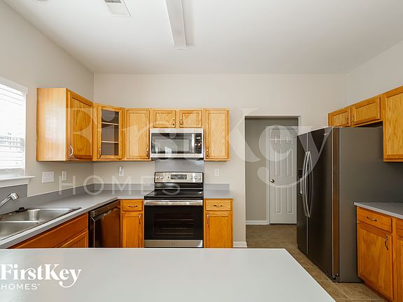 5th image of 2020 Pheasant Glen Rd