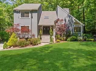 44 Merriland Rd, Stamford, CT 06903