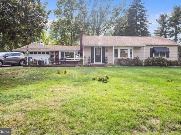 110 Clematis Way, Chalfont, PA 18914