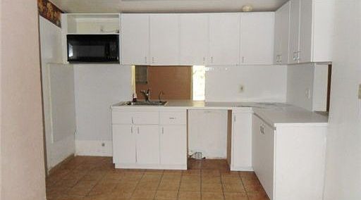 2nd image of 2061 NW South River Dr
