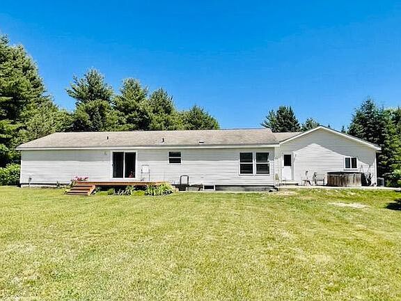5th image of 10951 Butler Rd